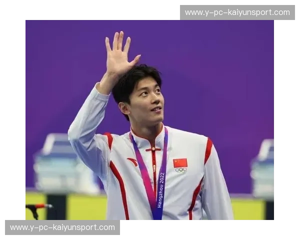 激情碰撞，荣耀之战：赖扬vs瓦赫达，谁将铸就传奇？